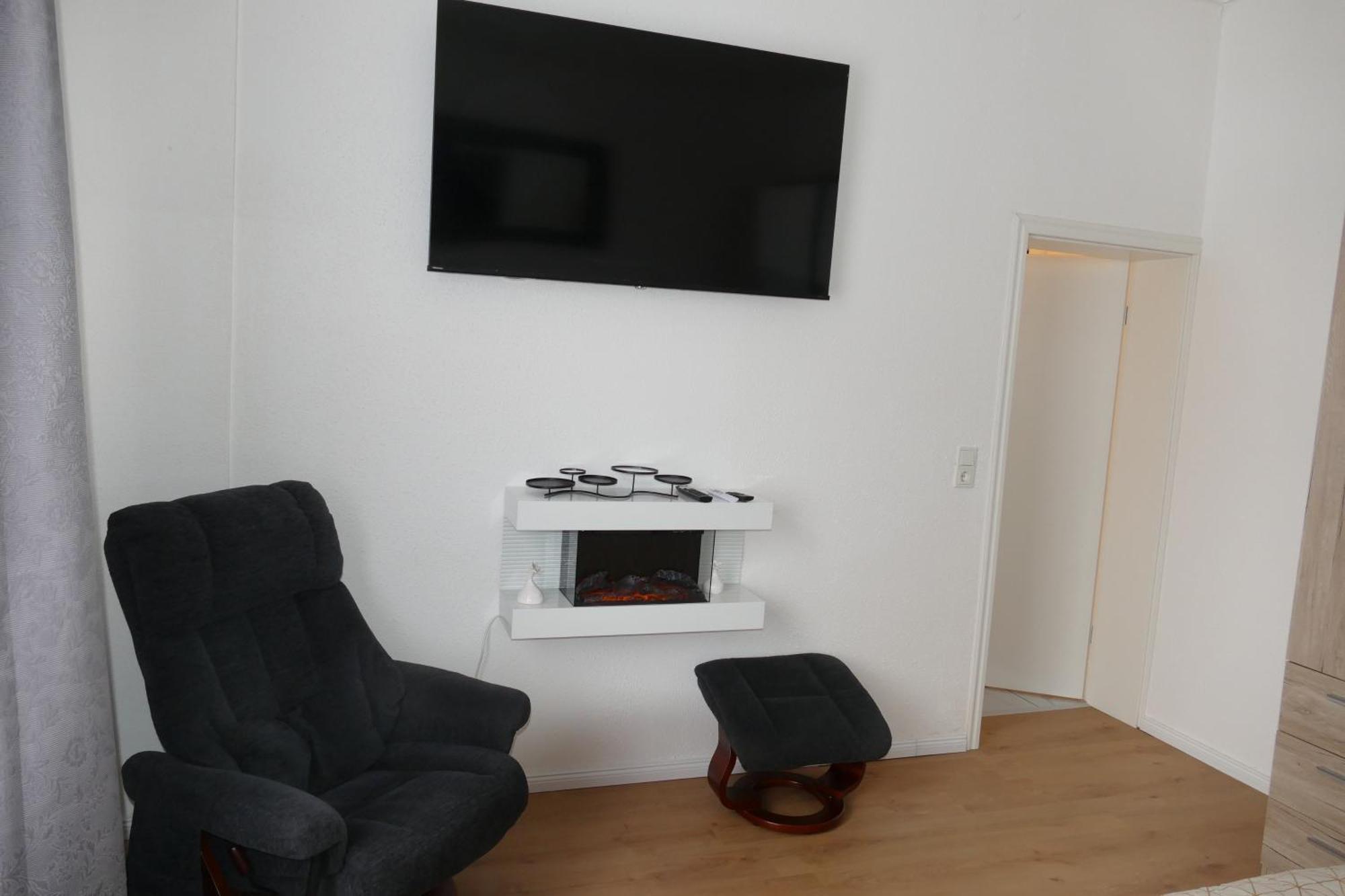 Kapitaenshaus Schaefer App Kapitaen Apartment Brunsbuttel Bagian luar foto